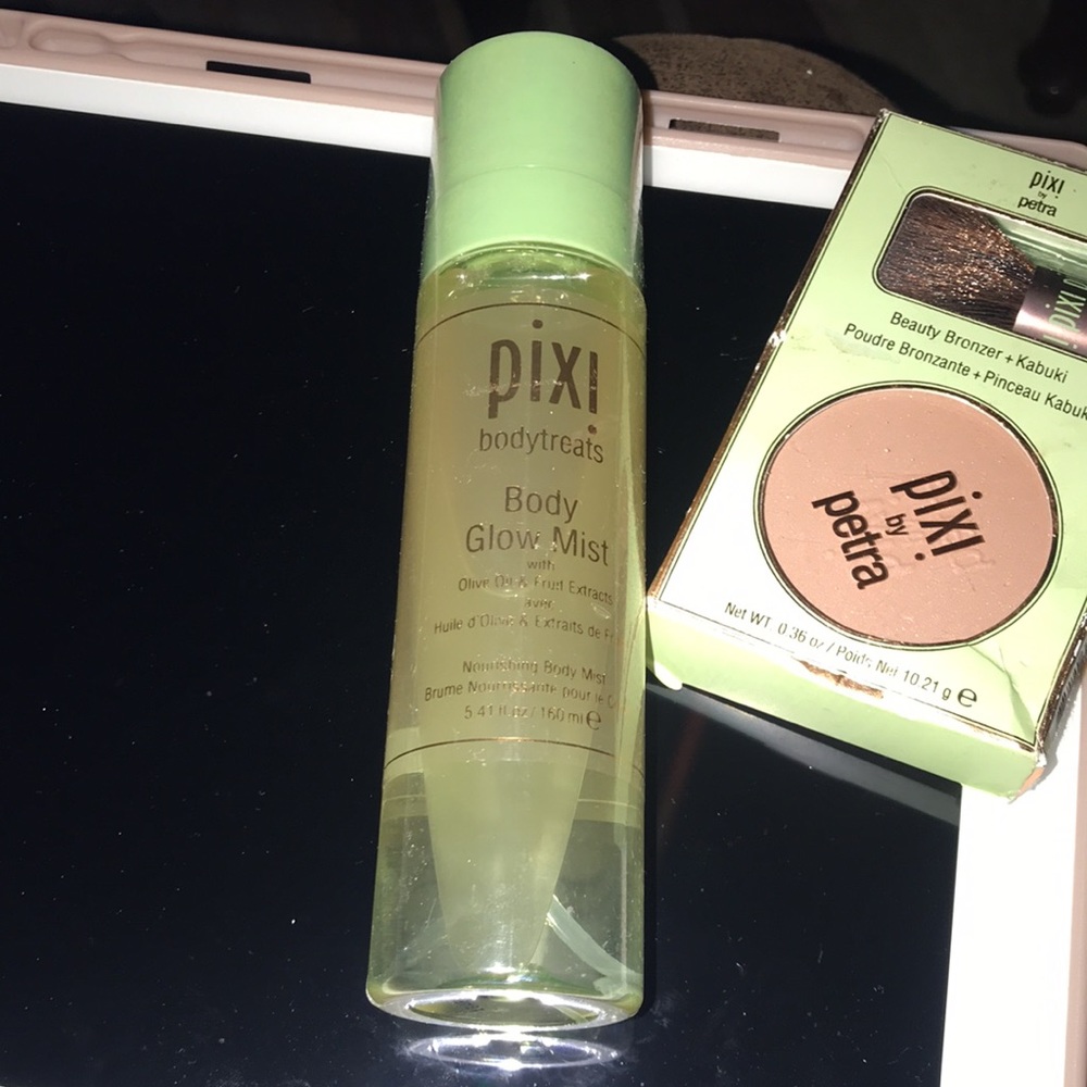 NWT Body Glow Mist by Pixi - Picture 2 of 6